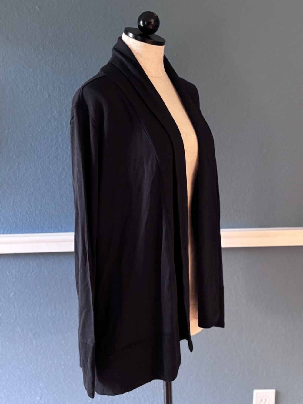 All in Motion Black Open Front Draped Cardigan with Thumbhole Cuffs NWT - Picture 2 of 7